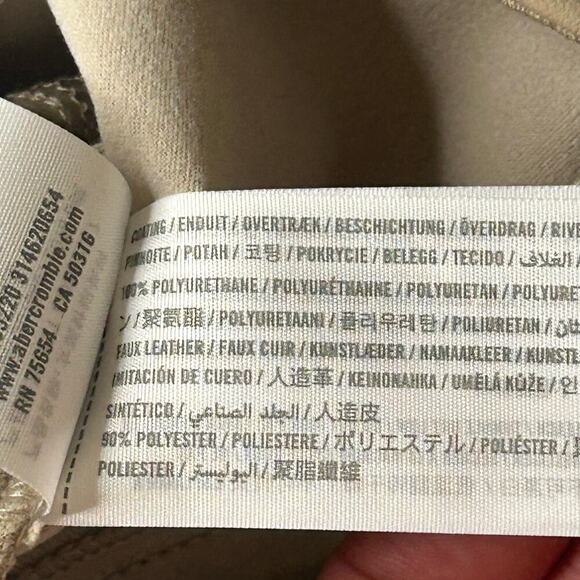 Abercrombie & Fitch NWT 90's straight ultra high rise faux leather pants 8 XS - Picture 6 of 6